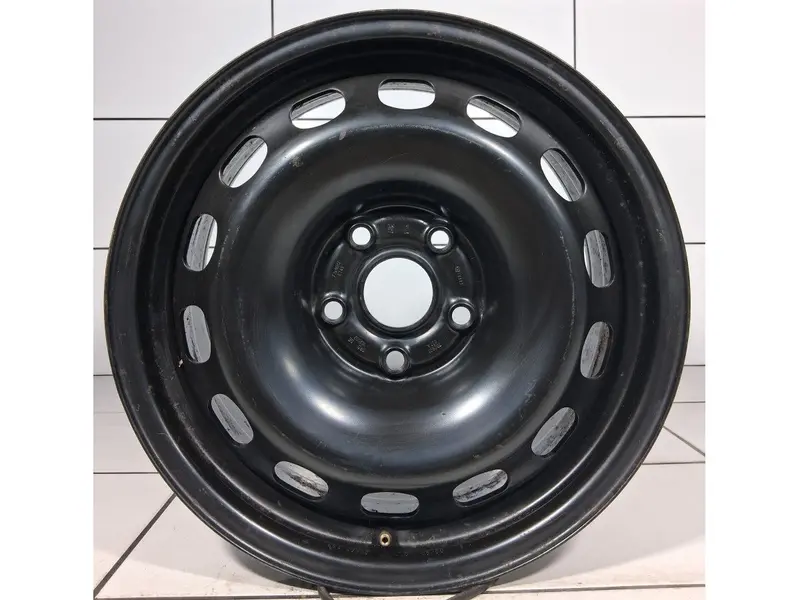 Audi Oe 16' Czarny 1