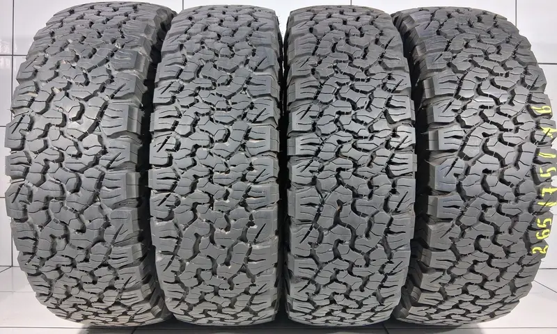Bfgoodrich All-Terrain T/A Ko2 265/75R16 119/116R [2021] 11Mm 1
