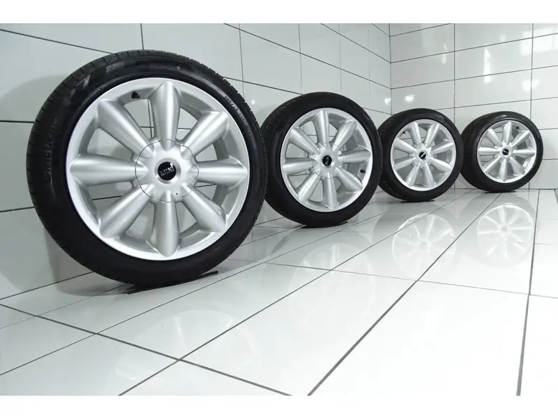 Bridgestone Potenza S001 225/45R18 91 Y Mini R60 Countryman, Mini R61 Paceman 1