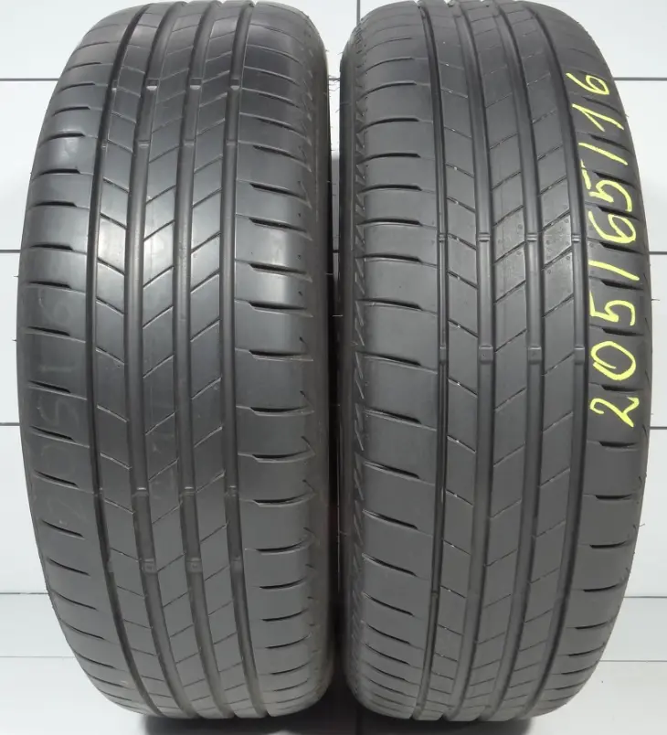 Bridgestone Turanza T005 205/65R16 95W [2023] 6Mm(Demo) 1