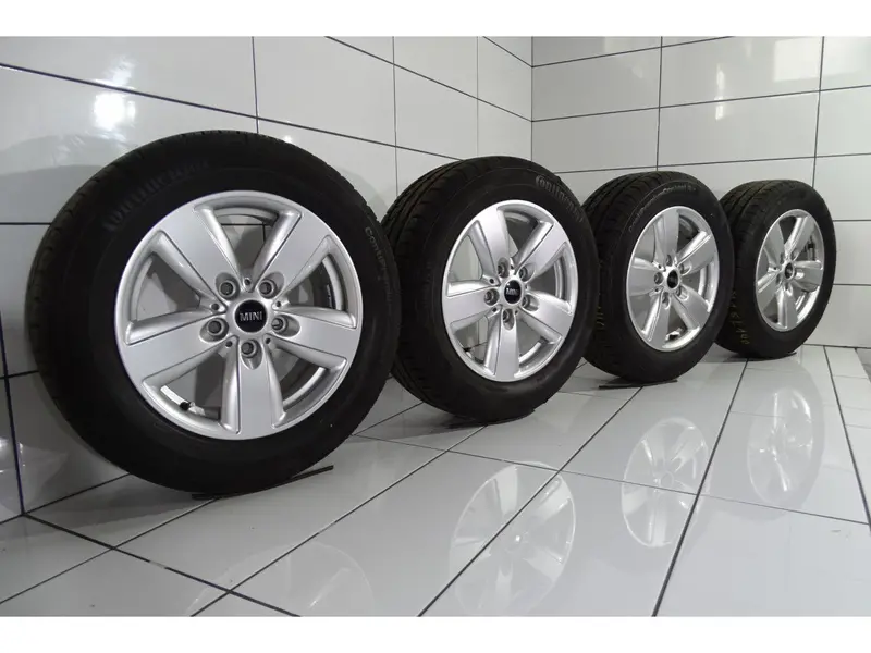Continental Contipremiumcontact 2 205/60R16 92 H Mini Paceman, Cooper, One, Countryman, R60, R61 1