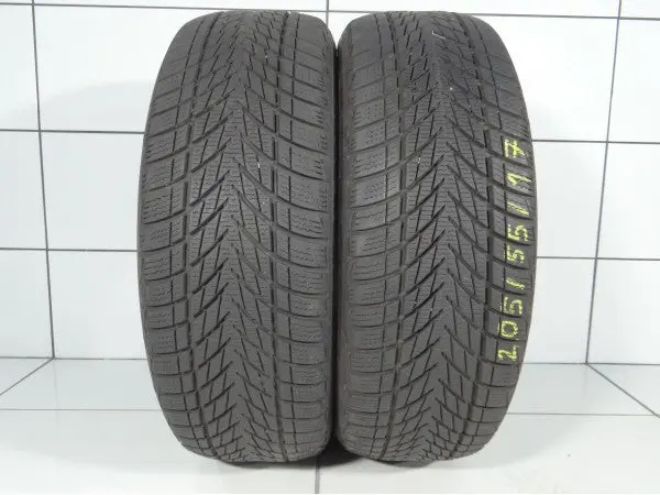 Goodyear Ultragrip Performance 3 205/55R17 95 V 1