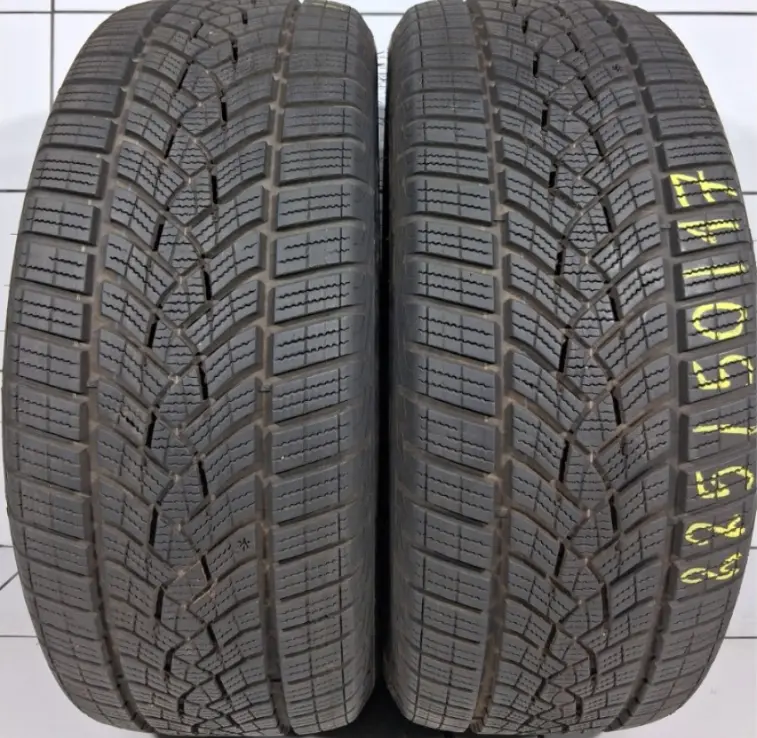 Goodyear Ultragrip Performance Gen-1 225/50R17 98 H [2023] Rsc 8Mm 1