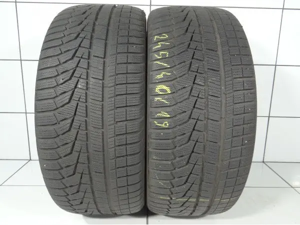 Hankook Winter I*Cept Evo2 245/40R19 98 V 1