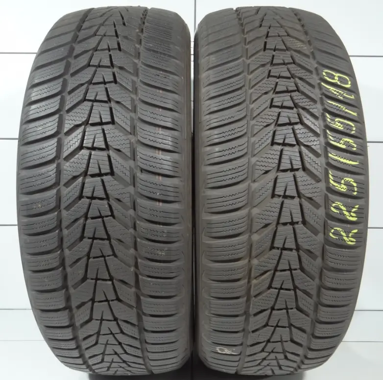 Hankook Winter I*Cept Evo3 X 225/55R18 102 V 1