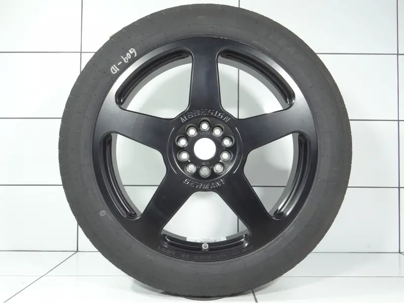 Koło Bmw Xm G09, 5X120, Et 2, 155/75R20 115 M [2021] Czarny 1
