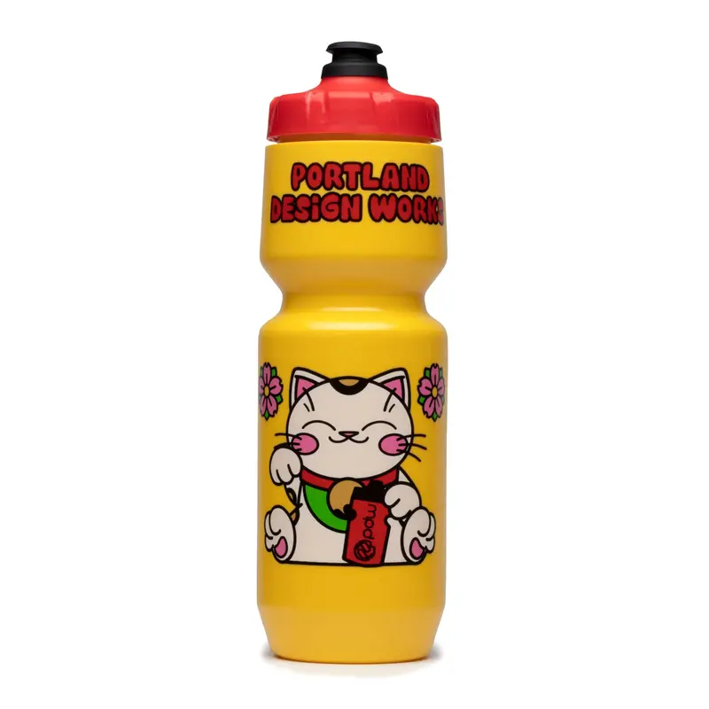 Maneki-Neko Bottle 26Oz 1