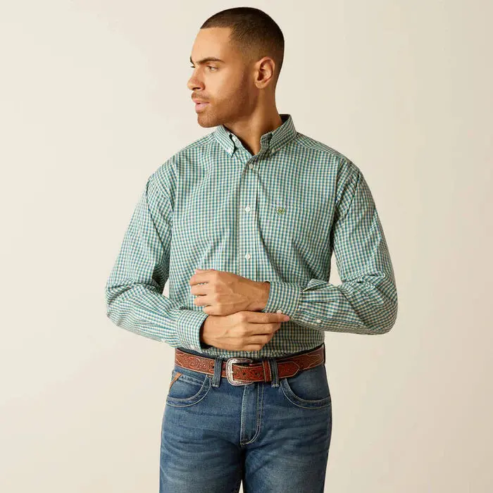 Men's Ariat Wrinkle Free Gus Long Sleeve Teal Plaid Button Down Shirt 1
