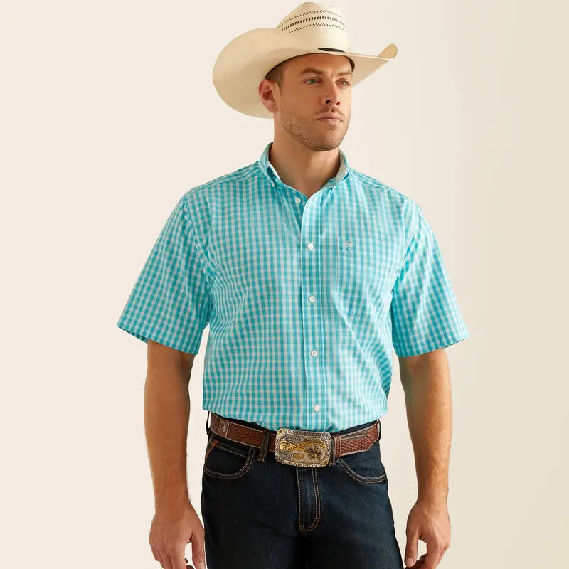 Men's Wrinkle Free Plaid Short Sleeve Button Down Shirt 1