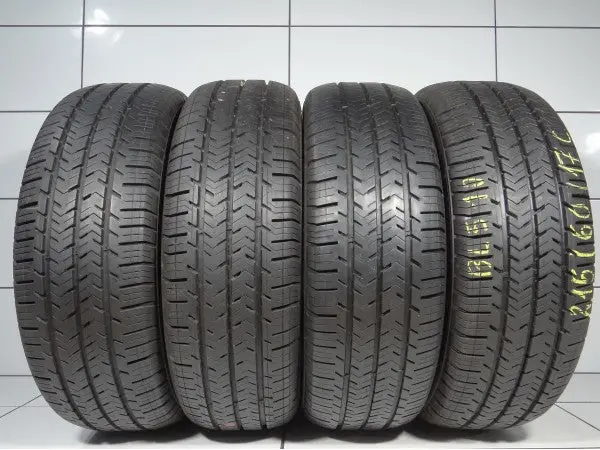 Michelin Agilis 215/60R17c 104/102 H 1