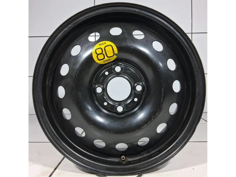 Nissan Oe 15' Czarny Nissan 4X100 4 X 15 Et40 1