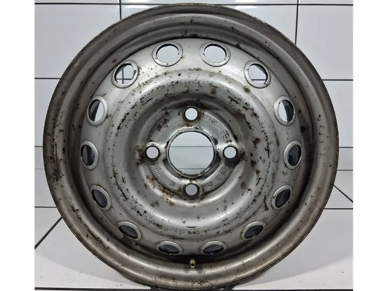 Opel Oe 13' Srebrny 1