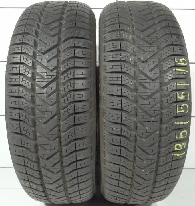 Pirelli Snowcontrol Serie 3 Winter 210 195/55R16 87 H [2018] 7Mm 1