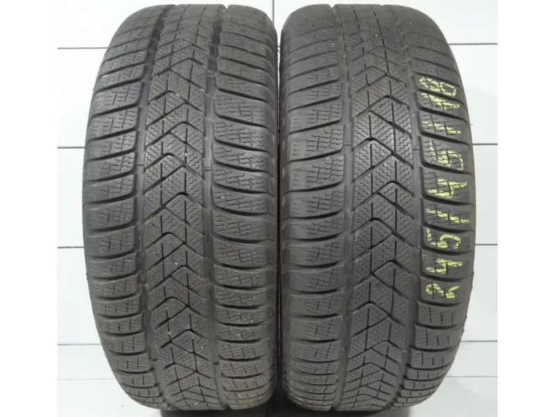 Pirelli Sottozero 3 Winter 245/45R18 100 V [2022] 7Mm(Demo) 1