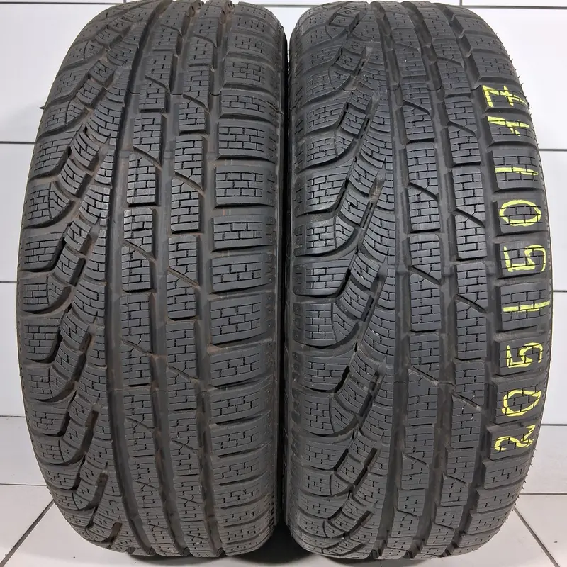 Pirelli Sottozero Winter 210 Serie Ii 205/50R17 93 H [2018} 8 Mm [ Demo] 1