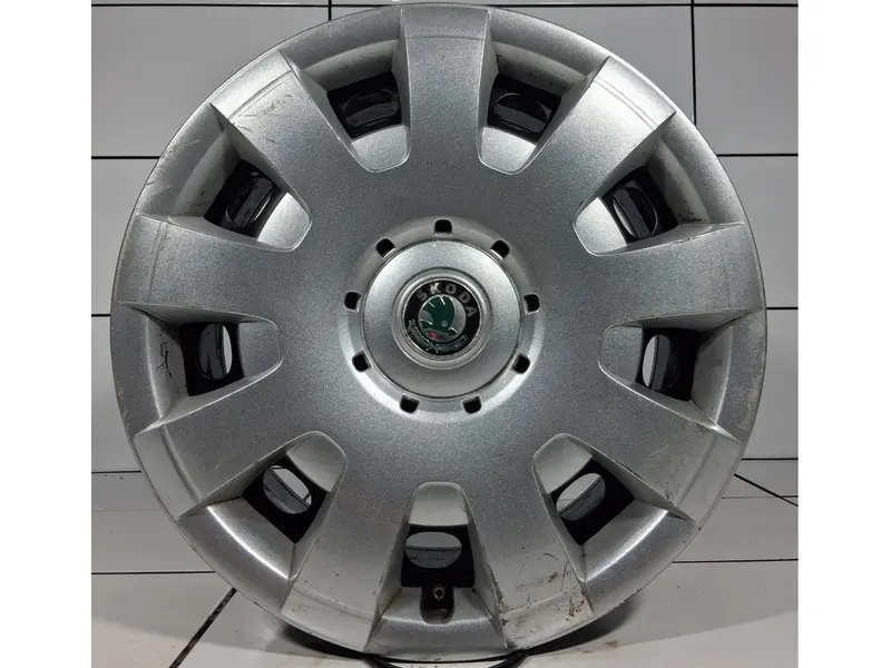 Skoda Oe 16' Czarny 1