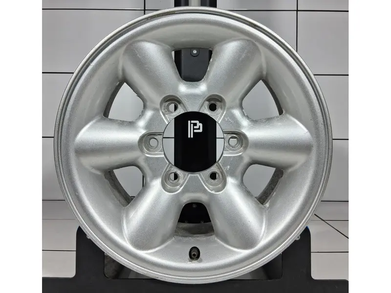 Ssangyong Oe 15' 6X139.7, Et 22, Srebrny 1