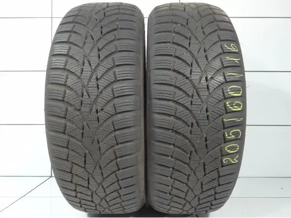 Toyo Tyres Observe S944 205/60R16 96 H 1