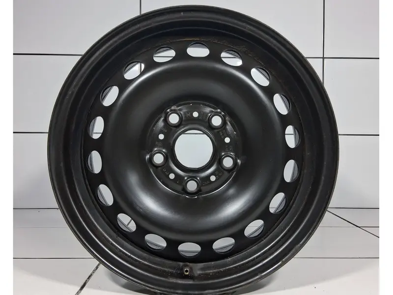 Volkswagen Oe 15' Czarny 1