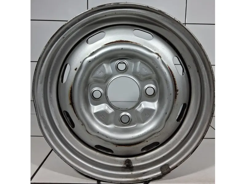 Volkswagen Oe 15' Srebrny 1