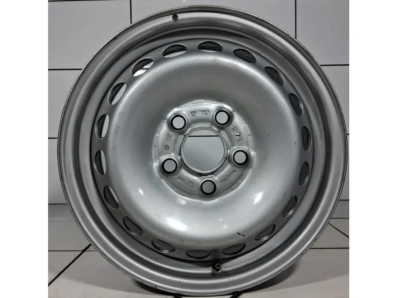 Volkswagen Oe 16' Srebrny 1