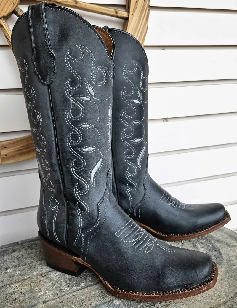 Women's Tanner Mark Trinity Grey Stitch Boot 1
