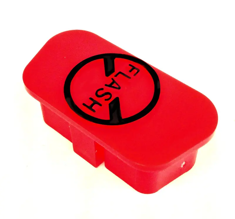 Daystar Ku71124Re Obdii Port Blocker Plug – Red Non-Flashing Diagnostic Cover 1